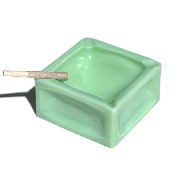 Ursula Ashtray - Jade